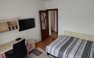 Inchiriez apartament zona podu de dier - Poză 2