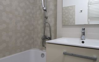 Lipovei, 3 camere + 2 bai, centrala proprie - Poză 5