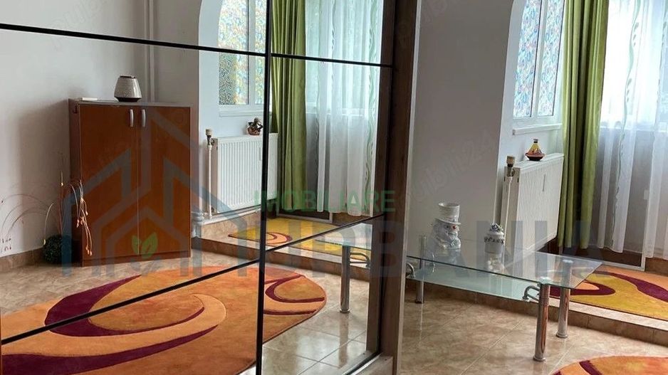 Apartament de închiriat, Podu Roș, etaj 2, 2 camere, mobilat și utilat - Poză 2