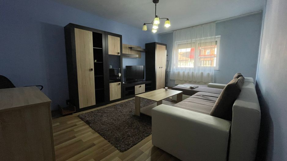 Apartament 2 camere, decomandat, Soarelui-Judetean. - Poză 1