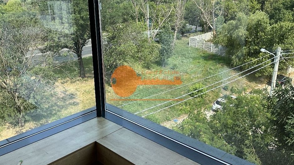 4 camere LAcul Tei ( parcare ) - Poză 6