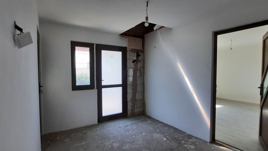 Cumpana Spațiu și curte generoasă! Casa familiei tale! - Poză 16