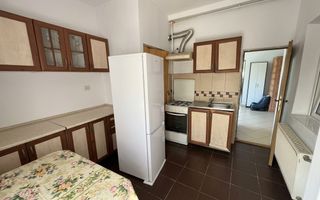 Casa 124 mp+apartament 56 mp-teren 382 mp, gradina-Zona Judecatorie - Poză 4