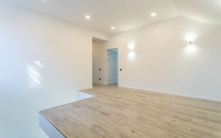 Casă cu 2 nivele amplasată pe strada Doina și Ion Aldea - Teodorovici - Poză 10