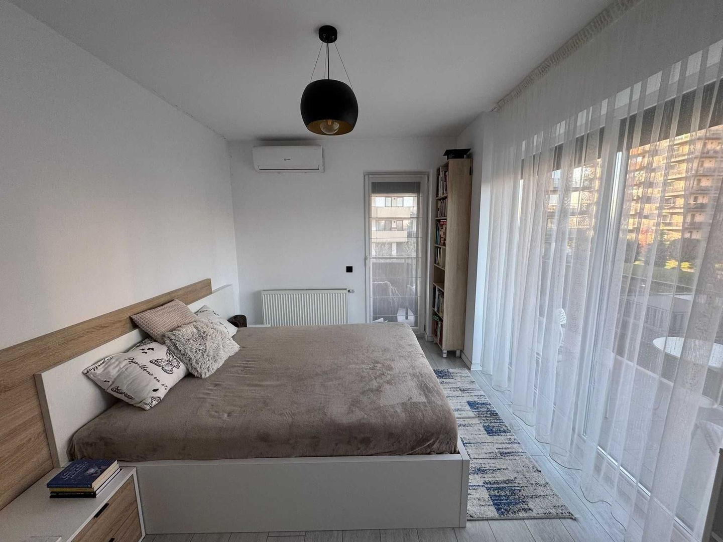 3 camere Etaj 1  Parcare Subterana si Boxa  Grand Park - Poză 1