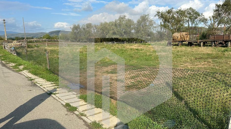 Teren 30x50 | Utilitati | Cristian | Zona de case - Poză 3