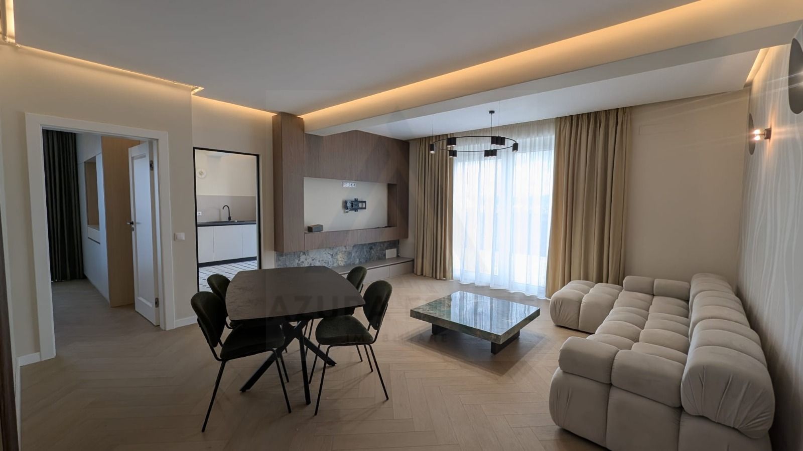 Penthouse premium 4 camere 120 mp utili terasa 88 mp zona Lazaret - Poză 1