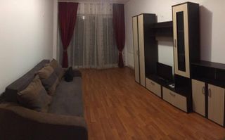 Garsonieră decomandată, centrală proprie, balcon, bloc 2010 - Poză 1