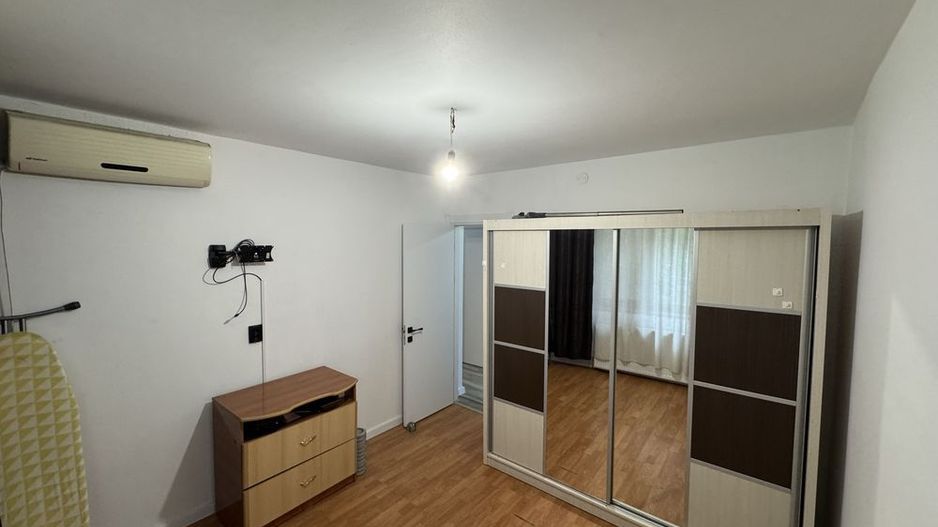 De Închiriat: Apartament 3 Camere la Metrou Brâncoveanu - Poză 8
