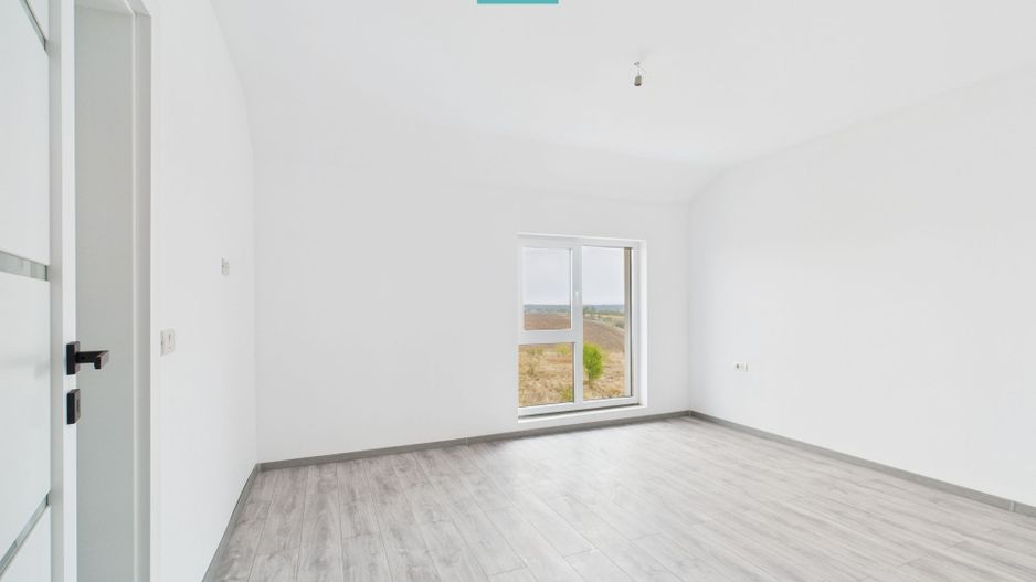 Duplex cu 3 camere și curte generoasă în Pișchia - Poză 18