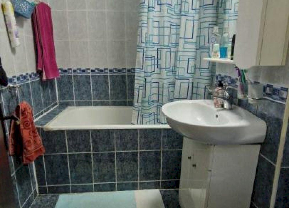 De vanzare Apartament 3 camere Gorjului - Poză 8