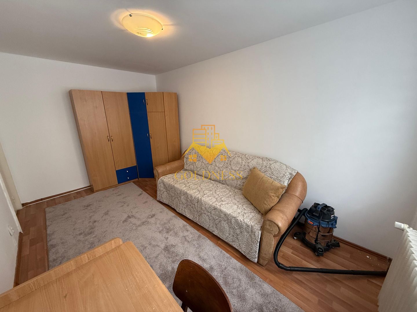 3 camere semidecomandate, balcon, Gheorgheni, Hotel Royal, P-ta Hermes - Poză 5