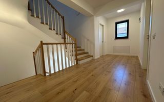 Casa moderna cu mansarda |de inchiriat | Voluntari - Poză 36