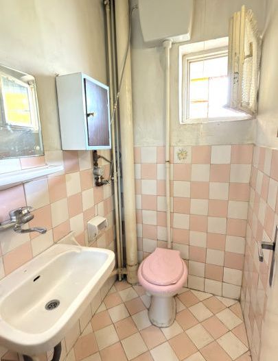 Apartament 3 camere MV1 Str. Gladiolei 6 Etaj III - Carei - - Poză 9