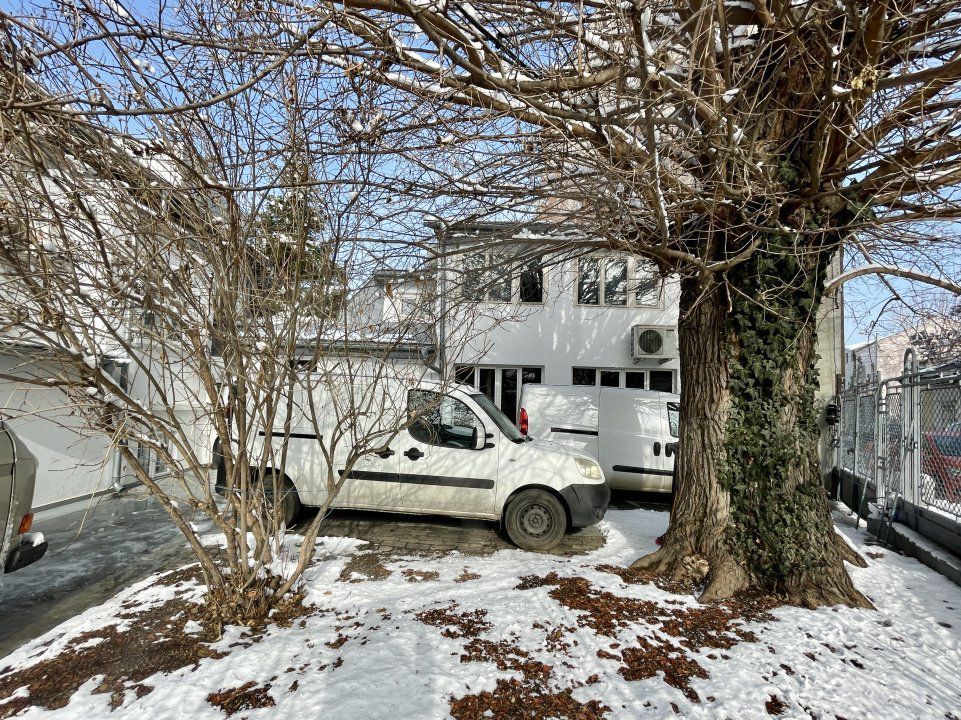 Casa D+P+1 cu curte 100mp, incadrare birouri, zona Eminescu - Poză 14