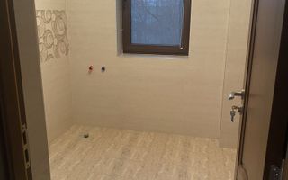 Apartament 3 camere - Poză 1