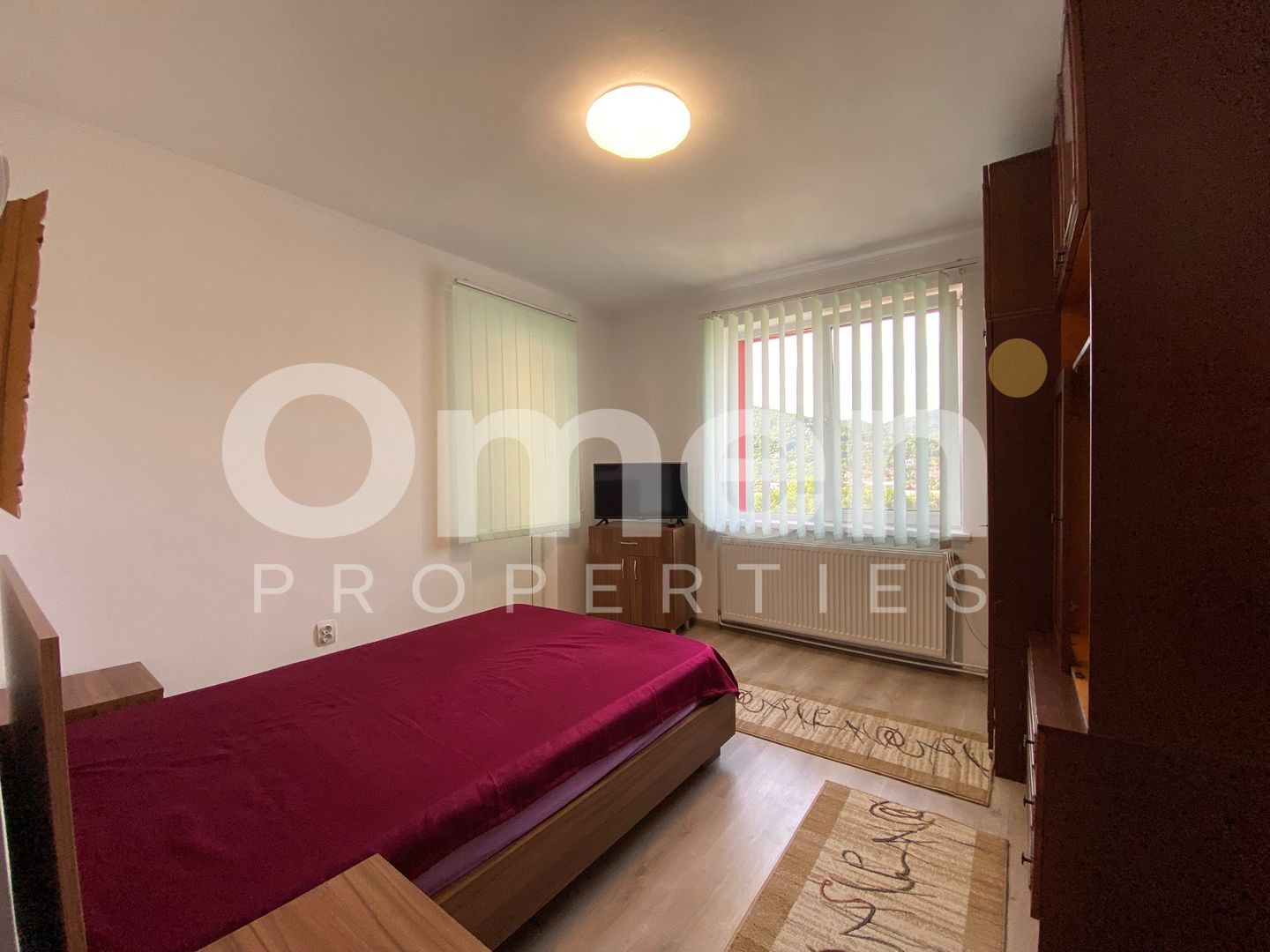 Apartament cu 2 camere, cu view superb, situat central - Poză 4