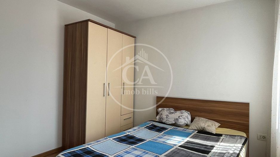 Apartament de vanzare cu 3 camere in zona Central, Oradea - Poză 5
