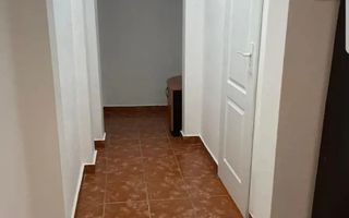 Etaj 2 Sagului 2 camere - Poză 1