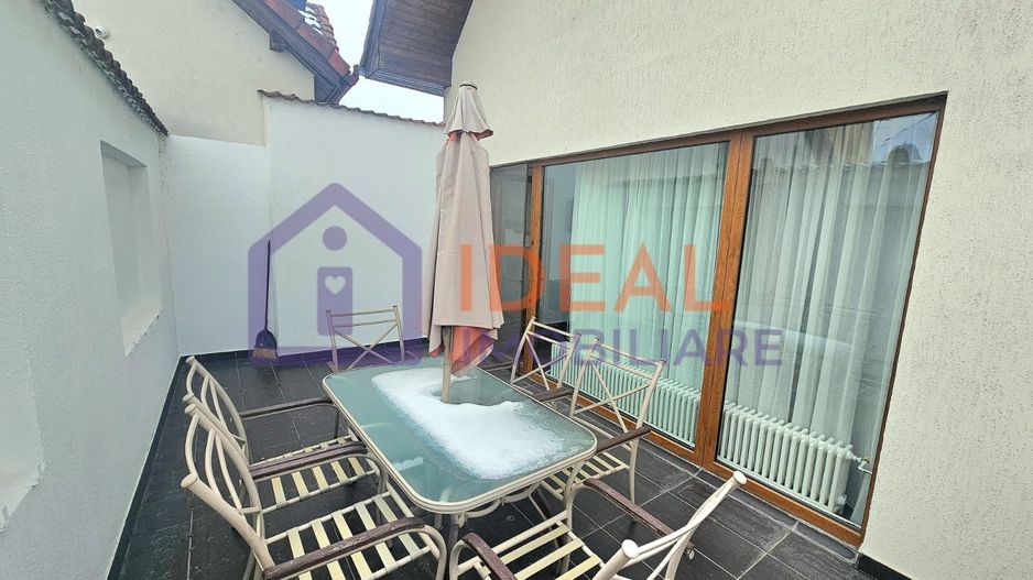 Casa Individuala cu 4 camere si garaj, zona Strand - Poză 12