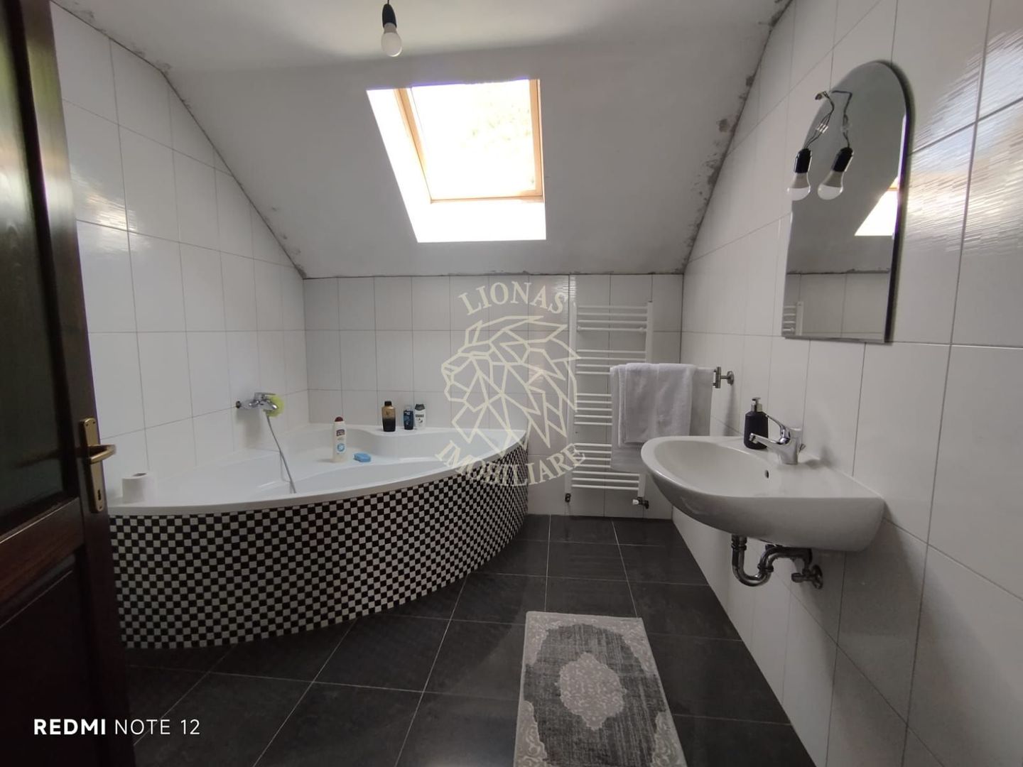 Casa 6 camere 205 mp-teren 14 ari-garaj, anexa, baci-Unirea - Poză 5