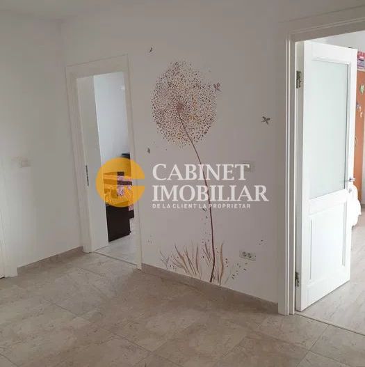 Cug - 3 Camere Decomandat - 86 Mp - Loc De Parcare + Boxa - Poză 6