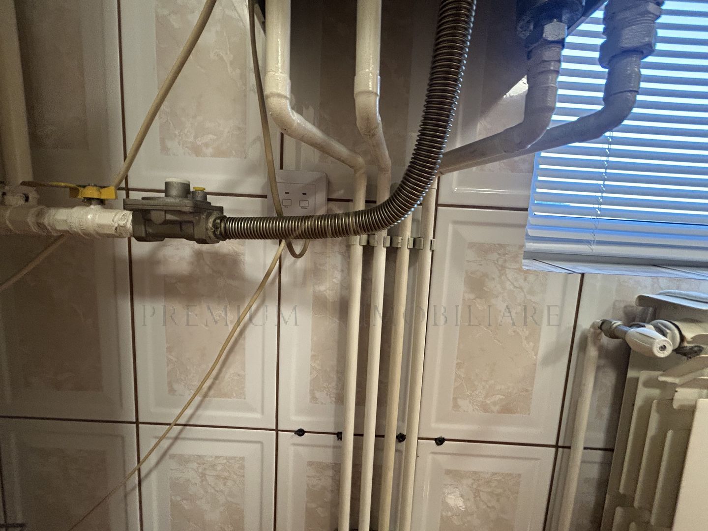 Apartament 3 camere zona de jos - Poză 13