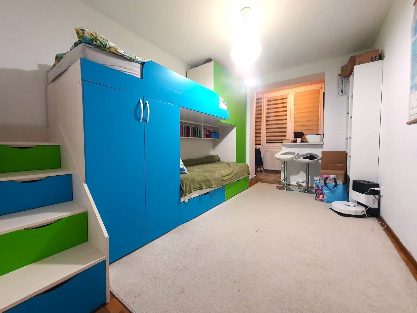 Central, 4 camere, etaj 1, mobilat si utilat - Poză 11