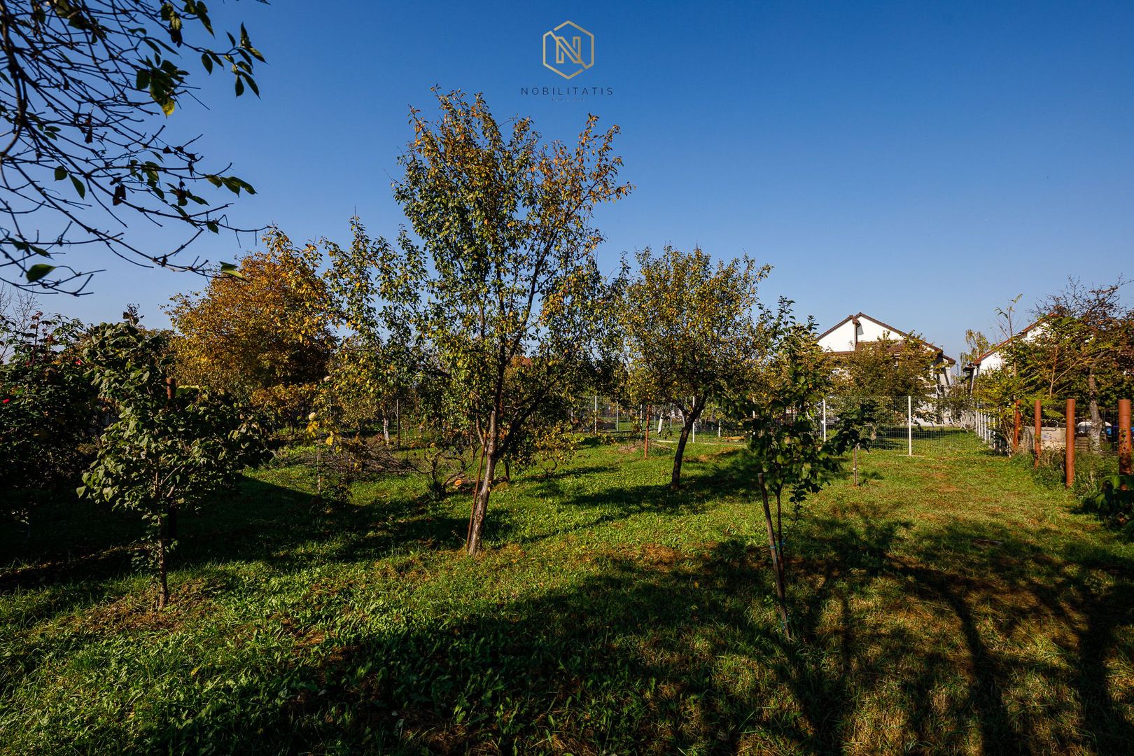 Proprietatea ideala pentru investiție, spații generoase, teren 1.200mp - Poză 44