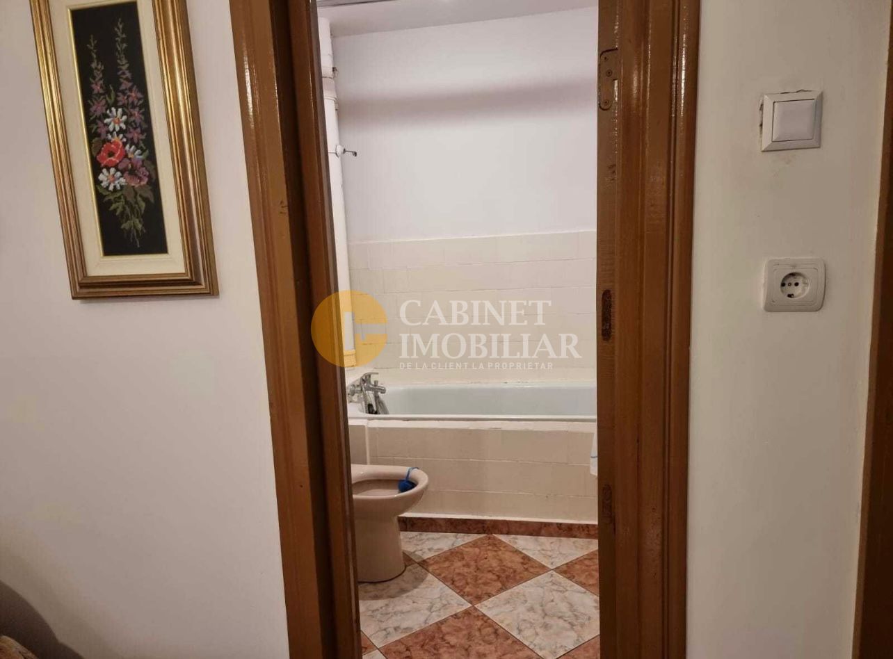 Etaj 1 Apartament 3 Camere Nicolina-LIDL Prima Statie Bloc 1990 - Poză 7