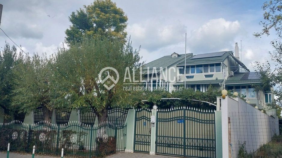 EFORIE SUD(COD04)-Vila S+P+1+M -10 camere si piscina exterioara - Poză 1