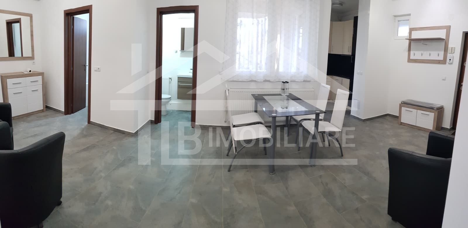 Apartament cu 4 camere, 75mp, Zona Semicentrala - Poză 3