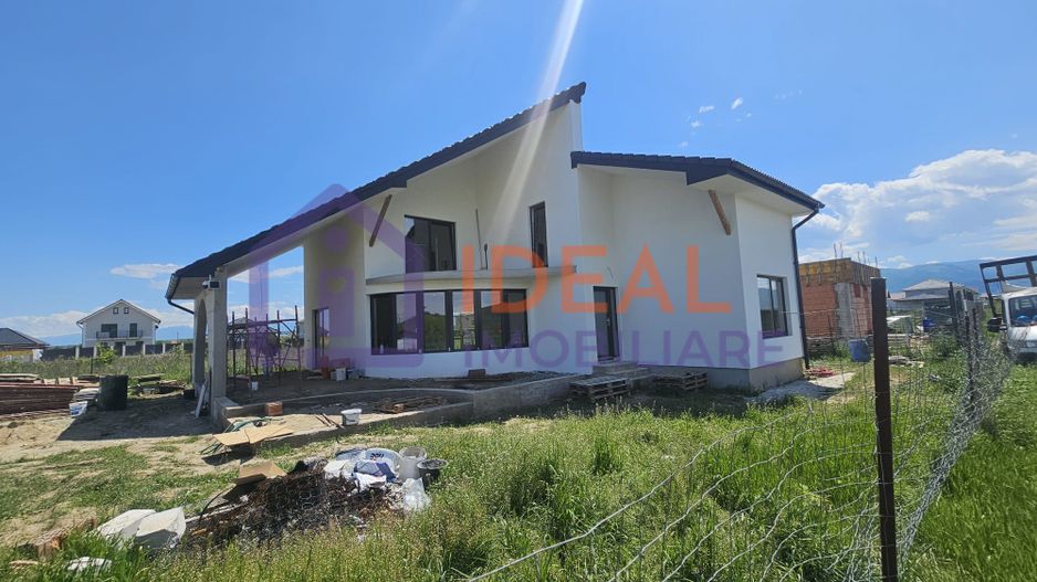 Casa Individuala Moderna cu 5 camere si 668 mpu curte, in Cristian - Poză 5