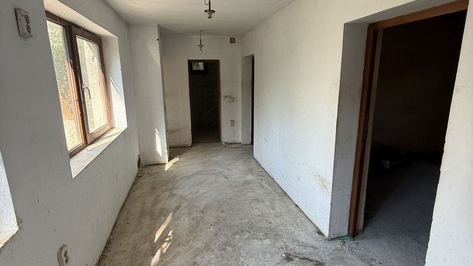Casă renovanila lângă pădure 91 mp + teren 500 mp cu toate utilitățile - Poză 12