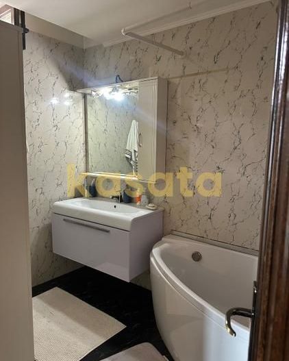 Casă individuală 8 camere în Bragadiru, 320 mp utili, teren 418 mp - Poză 9