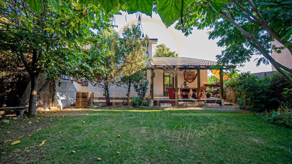 Viluta cocheta cu curte frumoasa in Mamaia Sat! - Poză 1