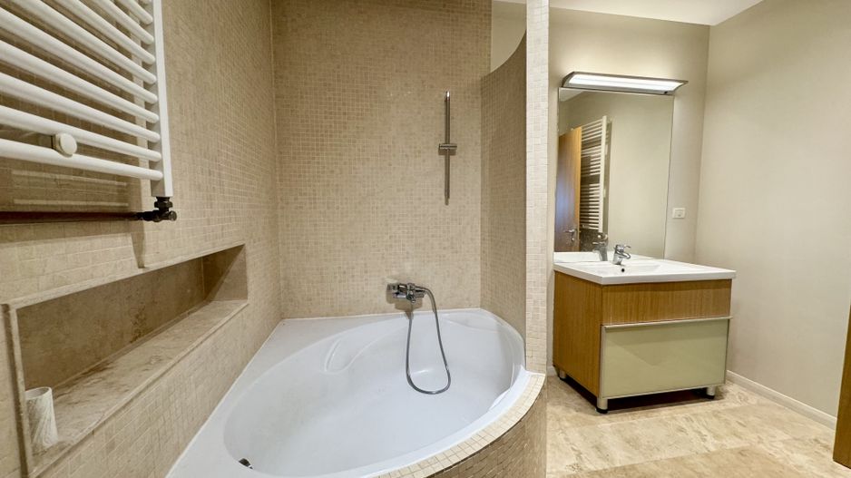 Apartament la parter,lux,spatios+terasa aflat in Aviatiei-Baneasa - Poză 14