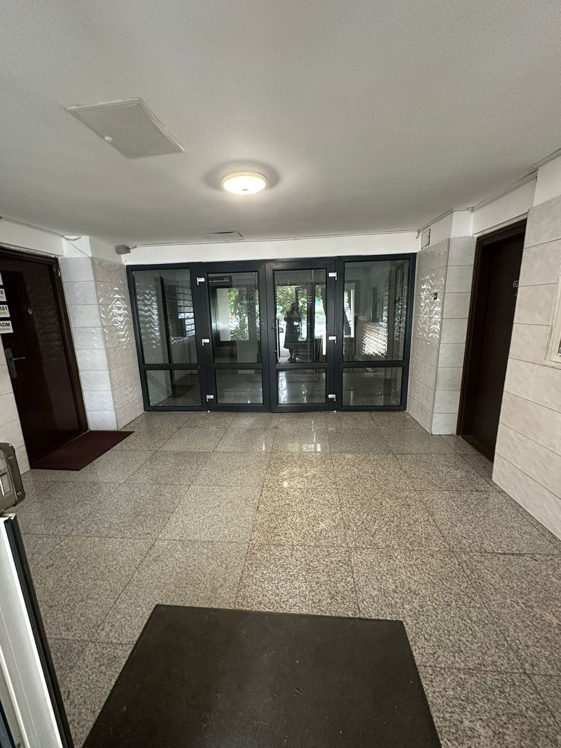 APARTAMENT MODERN RENOVAT CENTRALA TERMICA BLOC 1977 REABILITAT METROU LUJERULUI - Poză 2