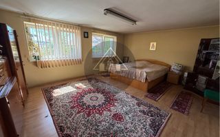 Casa de vanzare, Medias - Poză 8