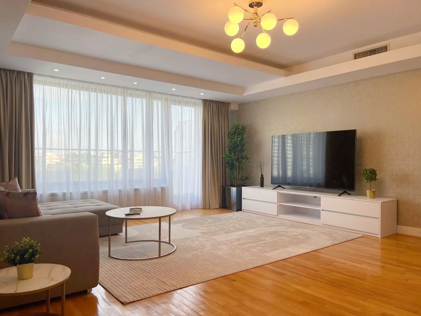 Rent I 2 Bedroom Apartment I Herastrau | 110 m | 2 Terraces I Parking - Poză 1