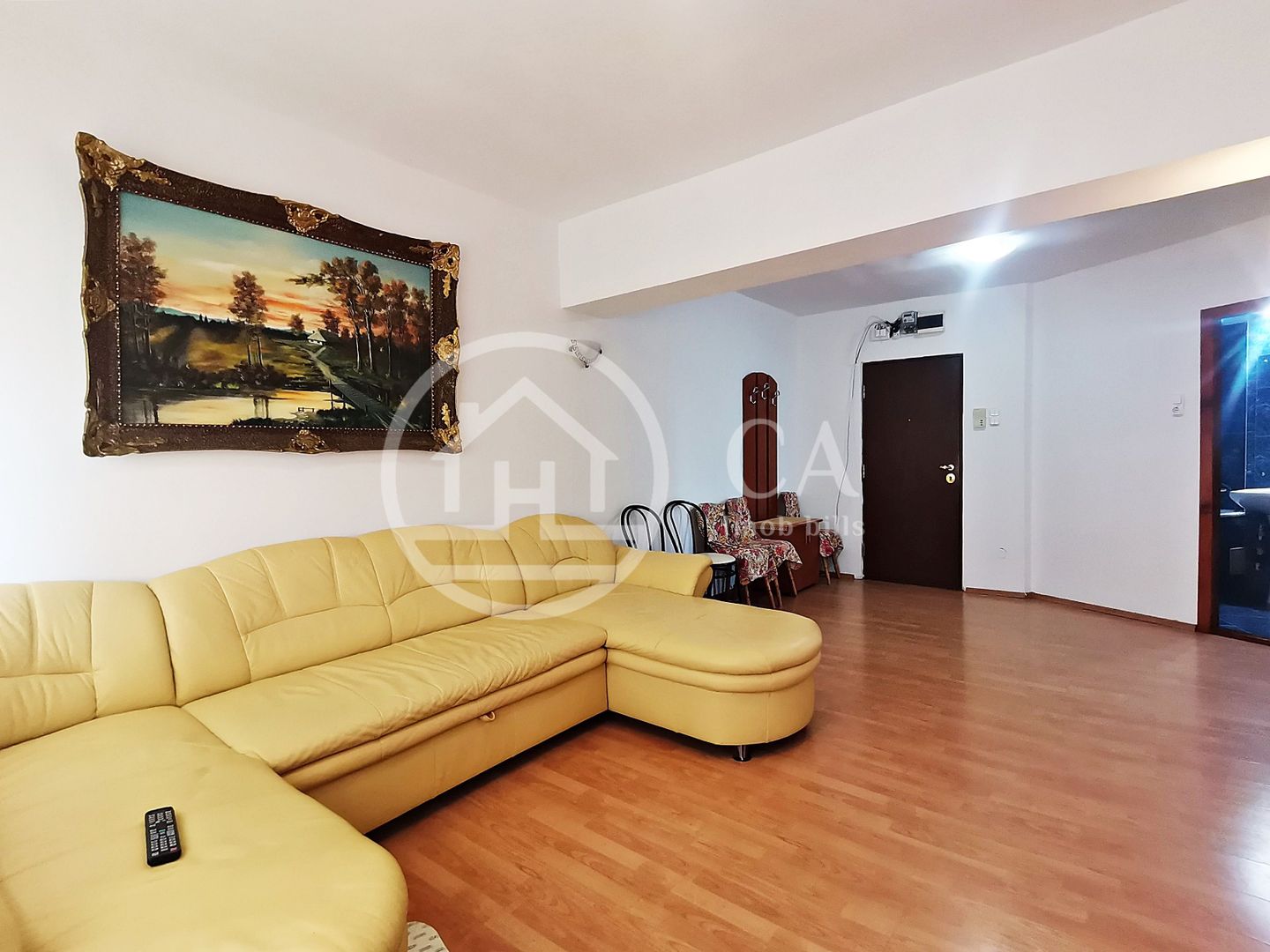 Apartament cu 2 camere de vanzare in zona Dacia, Oradea - Poză 1