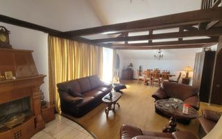 Vilă zona centrală la 750 m de UMF și de Tg. Cucu - Poză 3