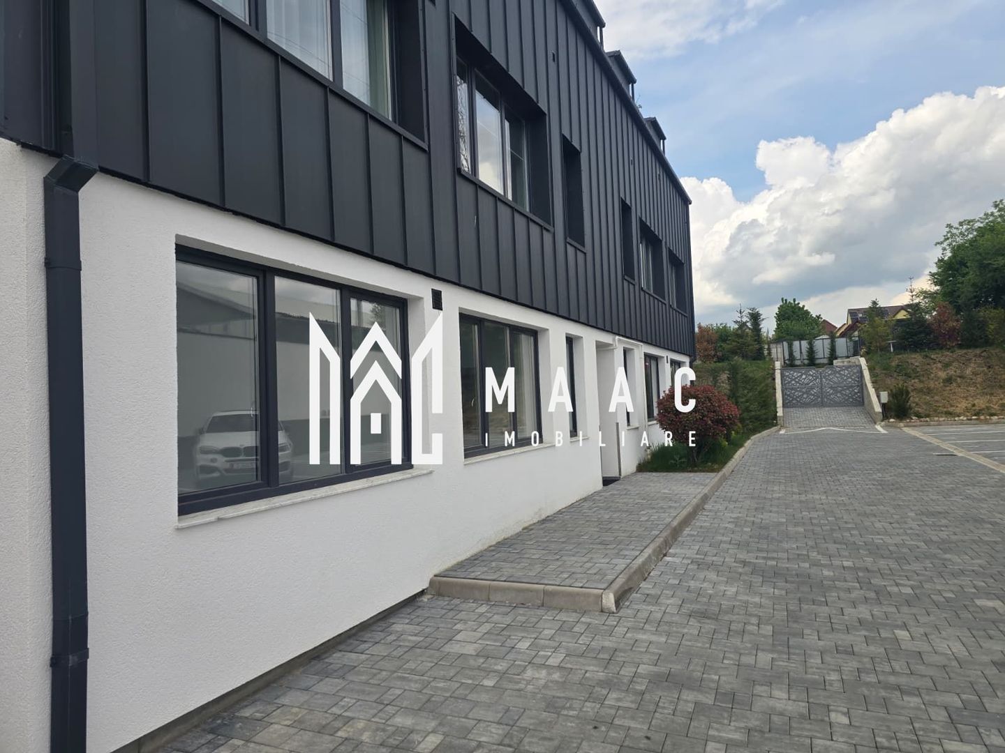 Apartament modern 3 camere gradina 2 locuri parcare Turnisor - Poză 8