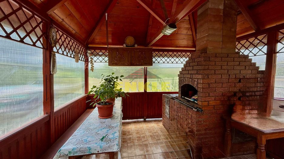 De vanzare casa P+M, 900 mp teren, zona Baisa - Poză 14