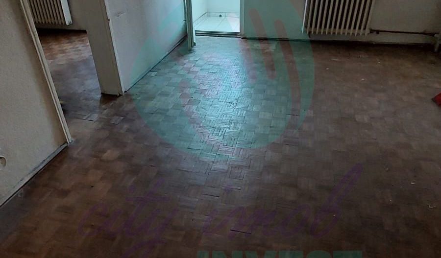 4 camere ultracentral | Universitate – Romană | Ideal locuire sau investiție - Poză 4