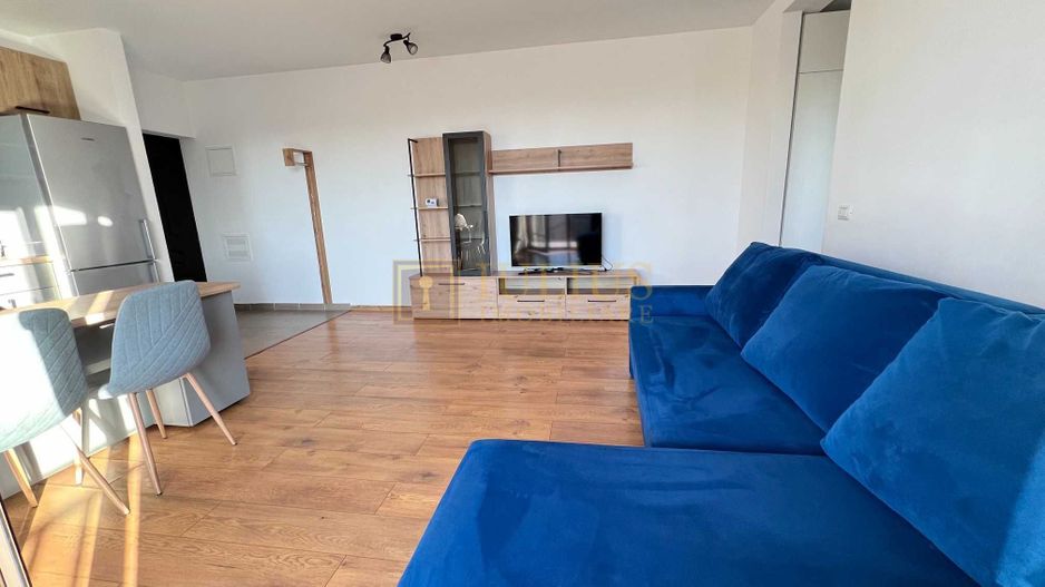 2 camere| Giroc (central)| loc de parcare| apartament spatios| - Poză 2