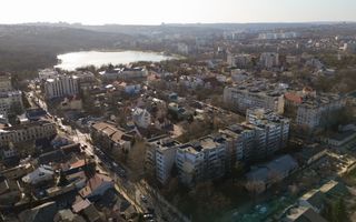 Vânzare, apartament, 3 camere și living, str. Bănulescu-Bodoni, Centru - Poză 1