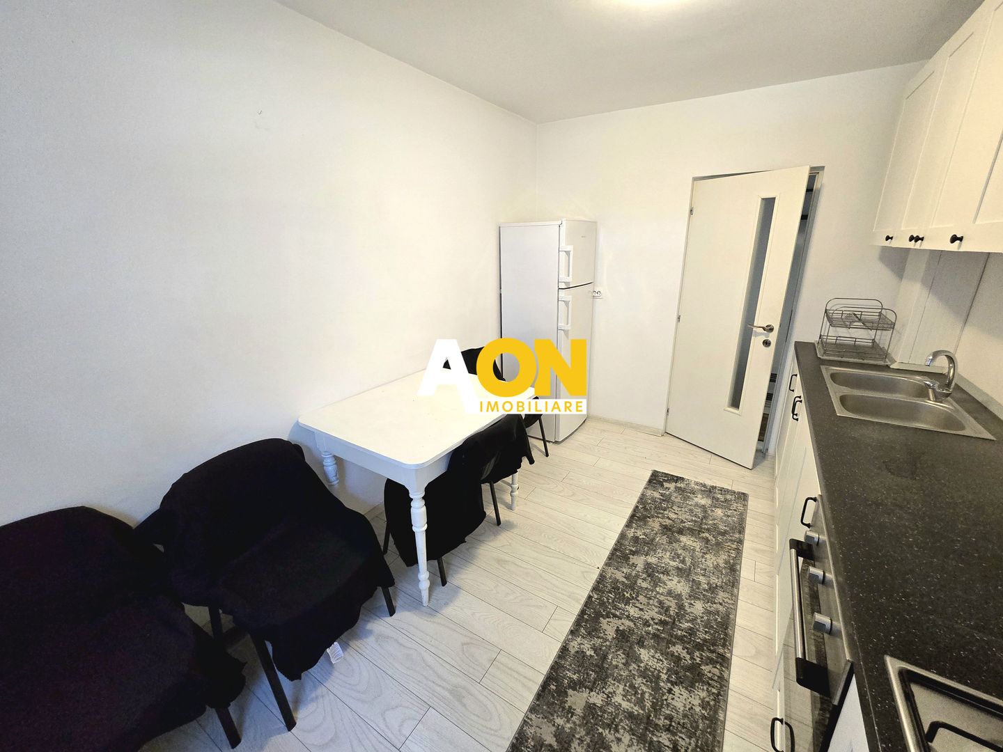 Apartament cu 4 Camere, Complet Mobilat, Zona Tolstoi - Poză 11