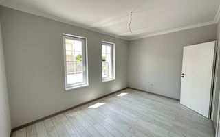 Gradina proprie. Bucatarie inchisa. Parcare. Finalizat. - Poză 4