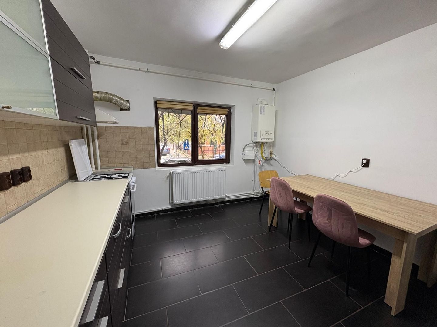 AP. 2 CAMERE C-TIN BRANCOVEANU, CENTRALA TERMICA, METROU 8 MINUTE - Poză 5